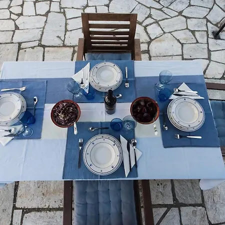 Penelope - Unique Beachfront House * Sourpi